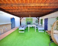 Reventa - Villa - San Miguel de Salinas - Residencial los flamencos