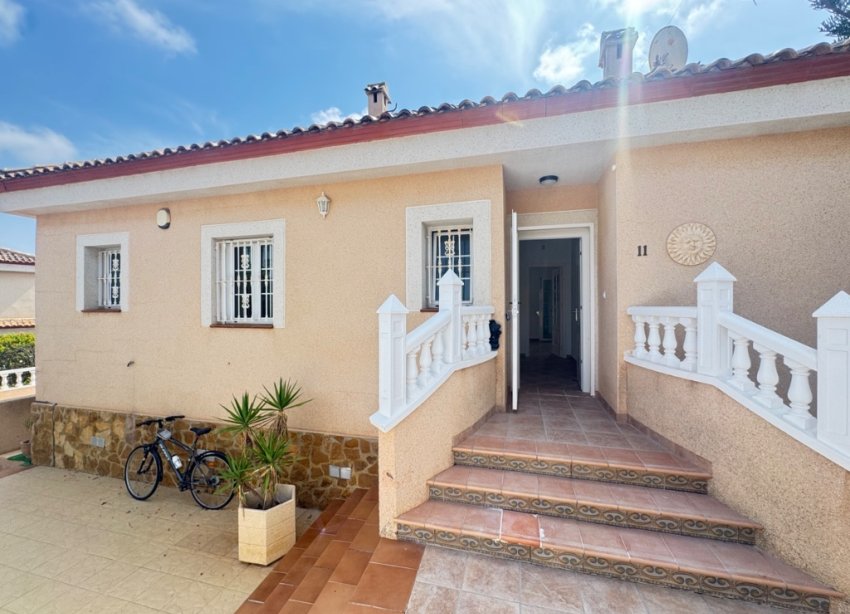 Reventa - Villa - San Miguel de Salinas - San Miguel De Salinas