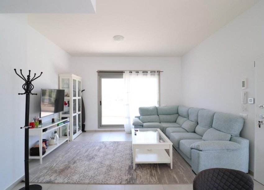 Reventa - Villa - San Miguel de Salinas - Urbanizaciones