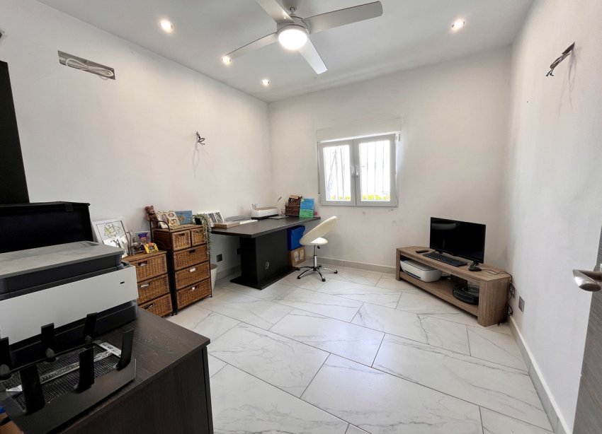 Reventa - Villa - San Miguel de Salinas