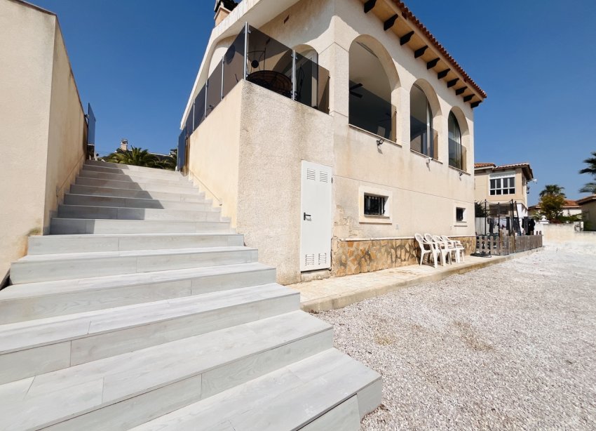 Reventa - Villa - San Miguel de Salinas