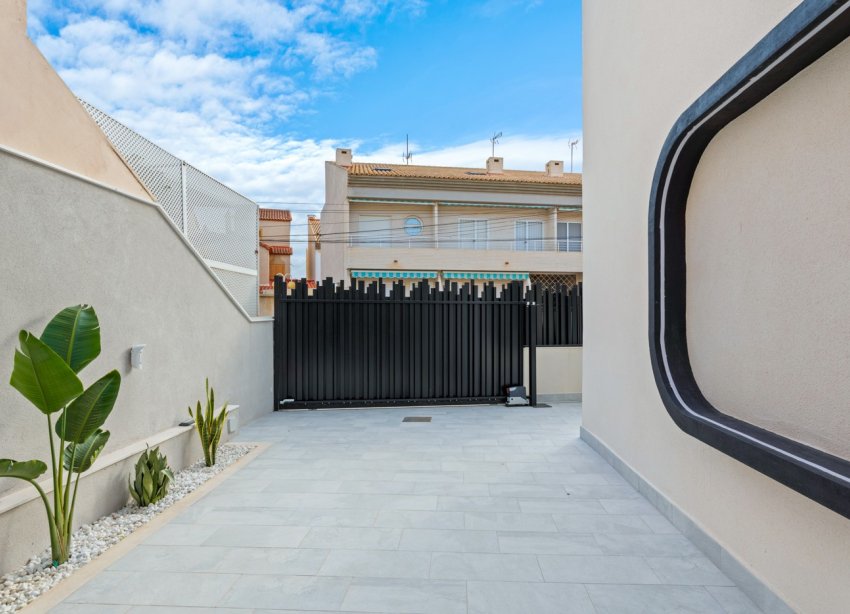 Reventa - Villa - Torre de la Horadada - Torre de La Horadada - Town