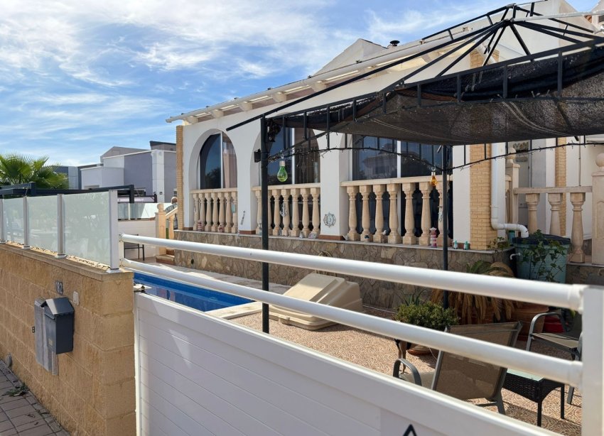 Reventa - Villa - Torre Pacheco - Sierra Golf - Balsicas