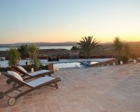 Reventa - Villa - Torremendo