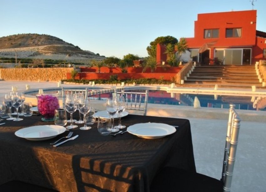 Reventa - Villa - Torremendo