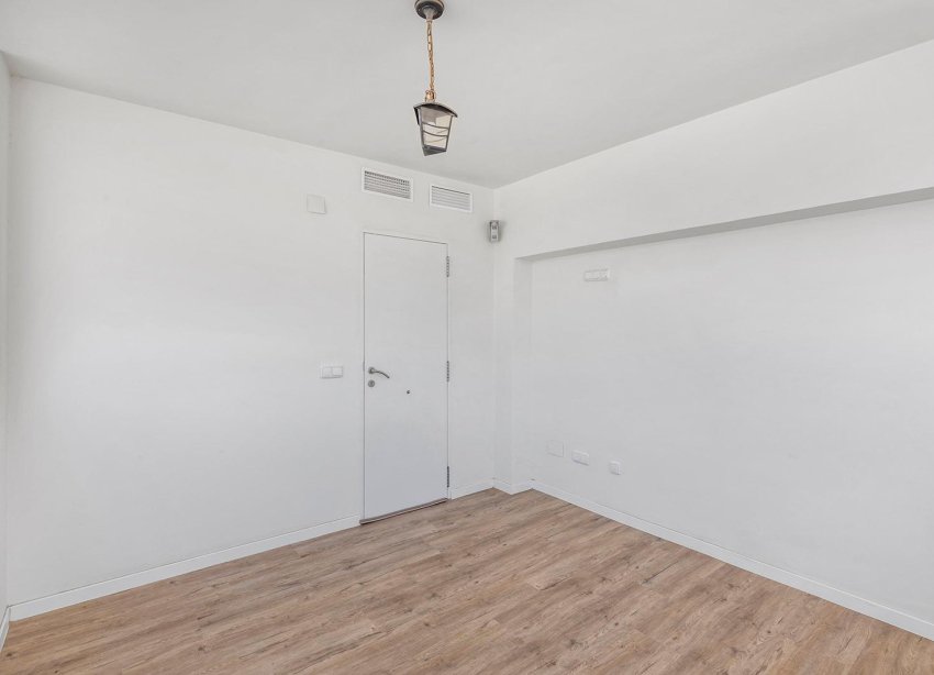 Reventa - Villa - Torrevieja - Aguas Nuevas