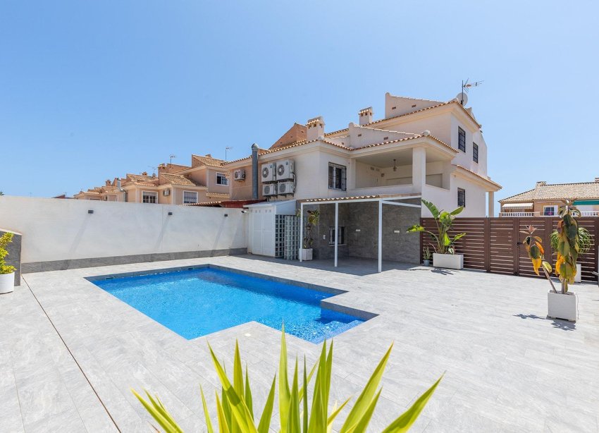 Reventa - Villa - Torrevieja - Aguas Nuevas