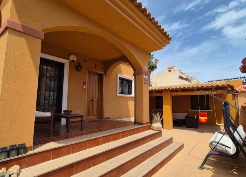 Reventa - Villa - Torrevieja - Costa Blanca