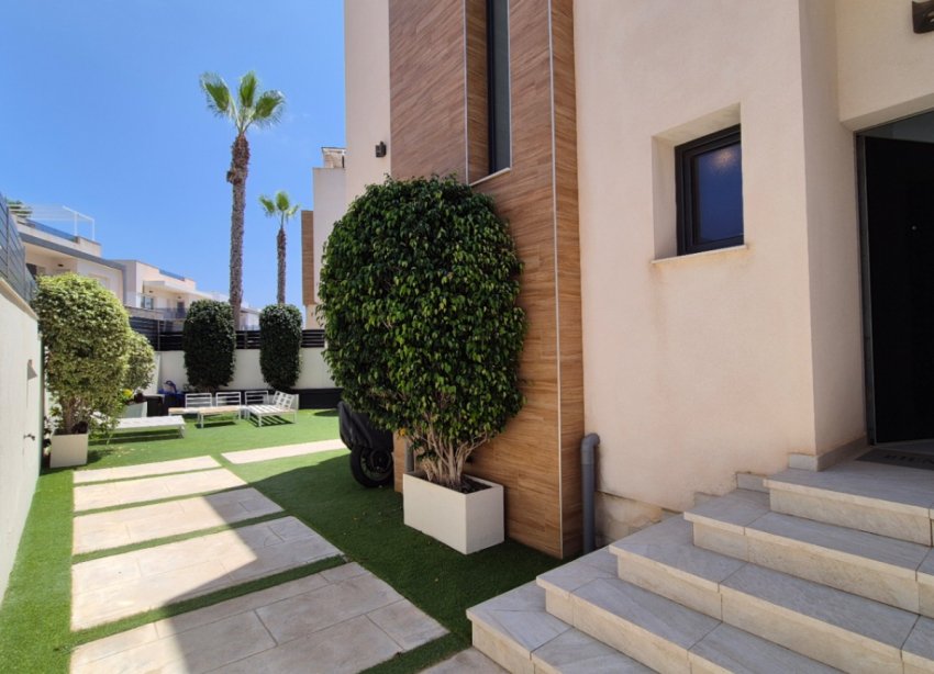 Reventa - Villa - Torrevieja - Costa Blanca