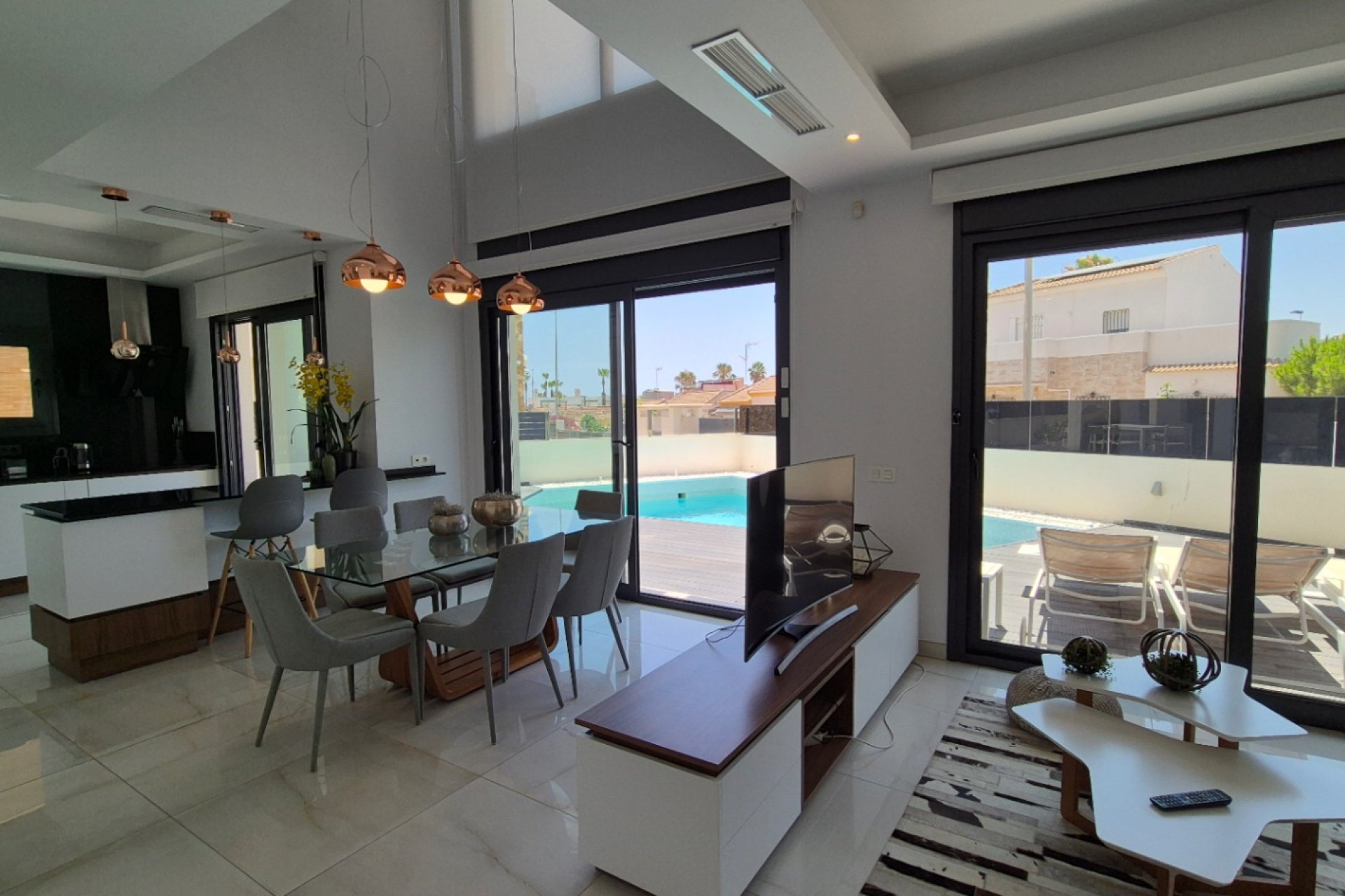 Reventa - Villa - Torrevieja - Costa Blanca