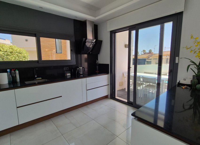 Reventa - Villa - Torrevieja - Costa Blanca