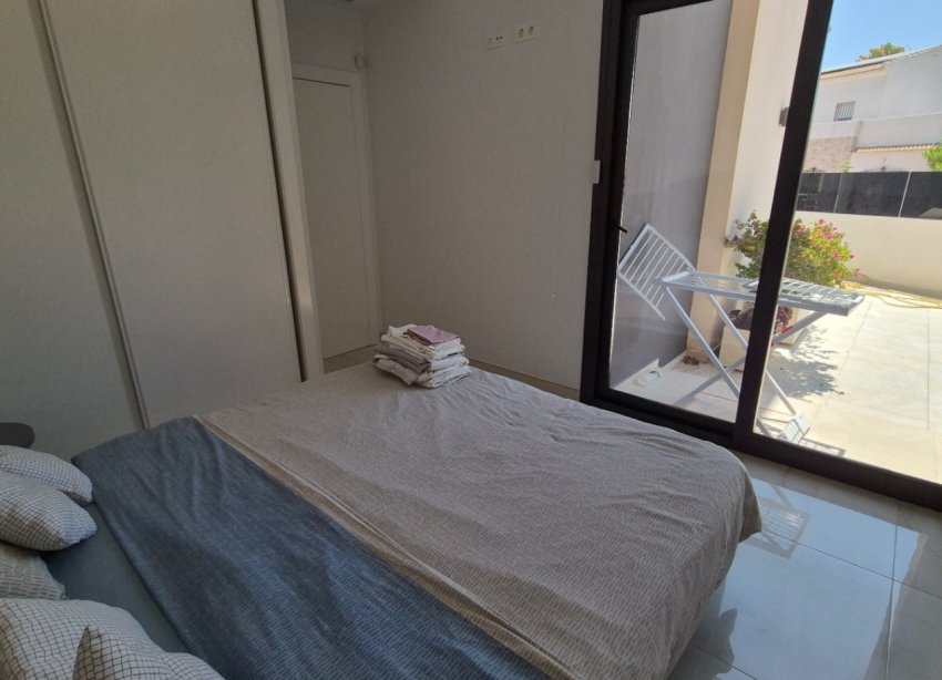 Reventa - Villa - Torrevieja - Costa Blanca