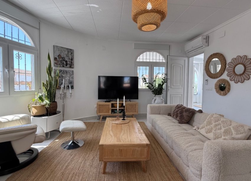 Reventa - Villa - Torrevieja - Costa Blanca