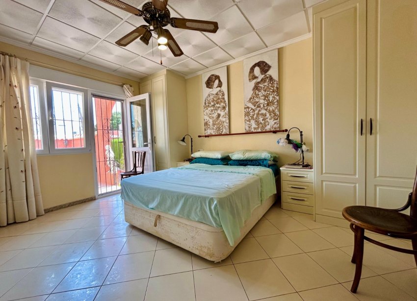 Reventa - Villa - Torrevieja - El Chaparral