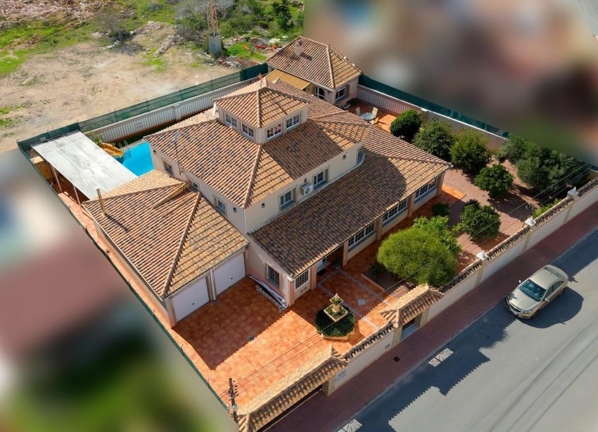 Reventa - Villa - Torrevieja - El chaparral