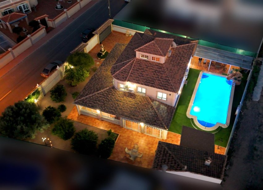 Reventa - Villa - Torrevieja - El chaparral