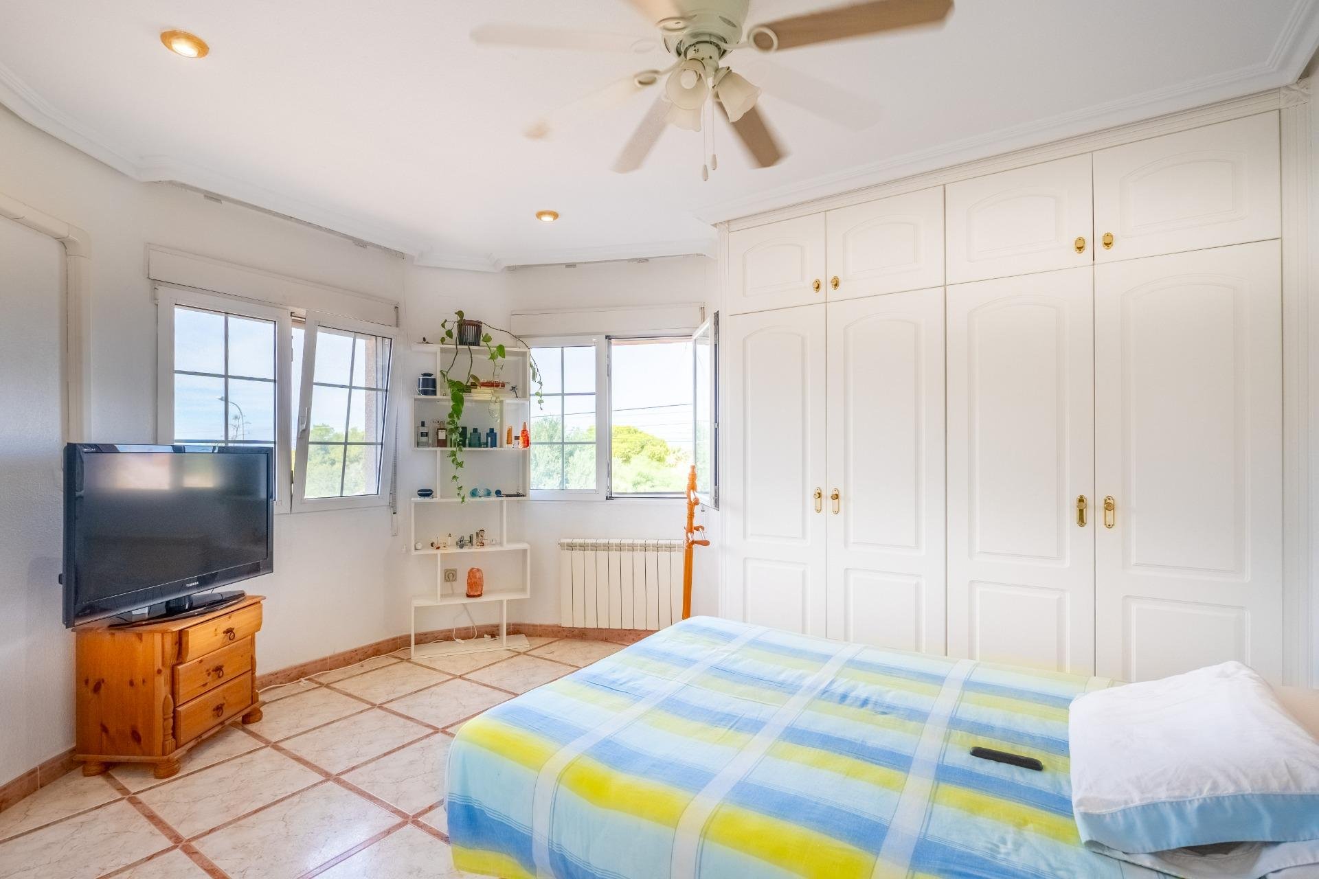 Reventa - Villa - Torrevieja - El chaparral