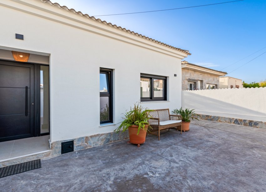 Reventa - Villa - Torrevieja - El Chaparral