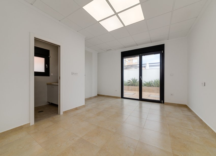 Reventa - Villa - Torrevieja - La Mata