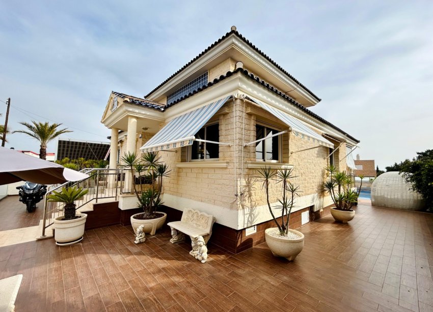 Reventa - Villa - Torrevieja - La Mata