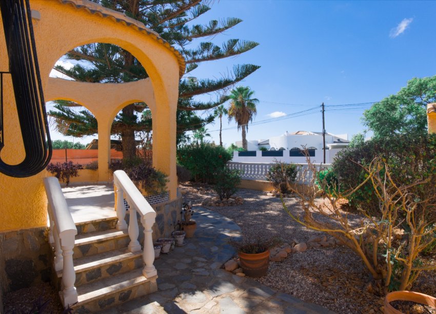 Reventa - Villa - Torrevieja - La Siesta