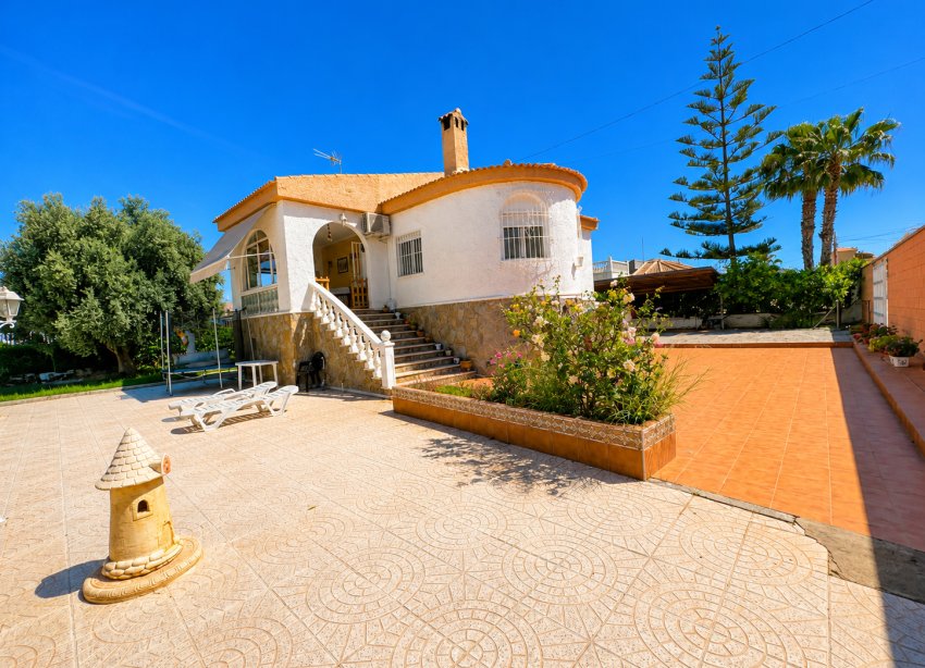 Reventa - Villa - Torrevieja - La Siesta