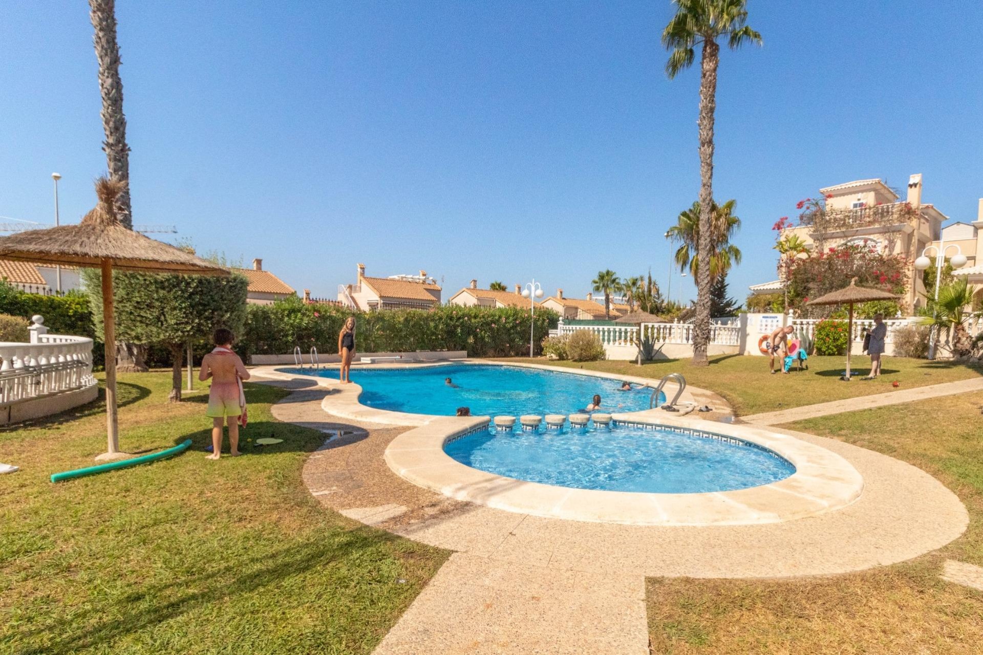 Reventa - Villa - Torrevieja - Los altos