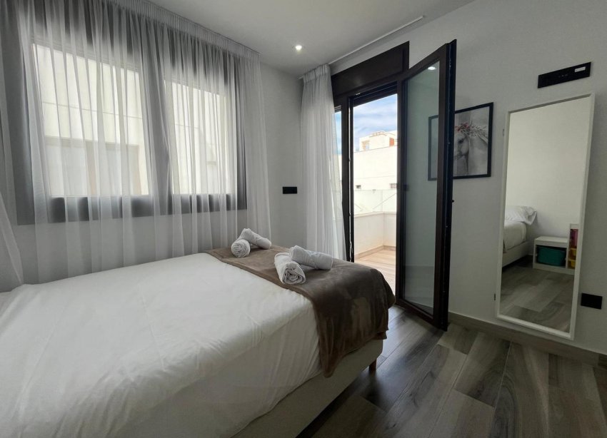 Reventa - Villa - Torrevieja - Los Altos