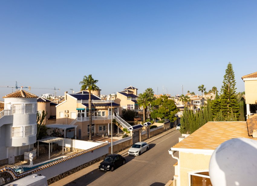 Reventa - Villa - Torrevieja - Los Altos