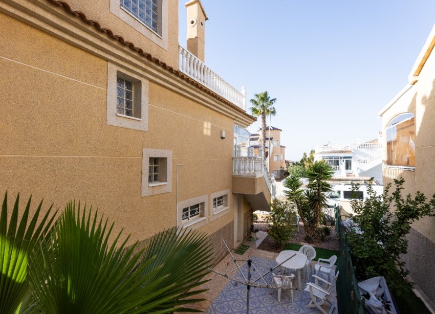 Reventa - Villa - Torrevieja - Los Altos