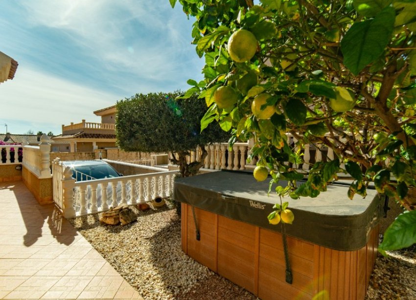 Reventa - Villa - Torrevieja - Los Altos