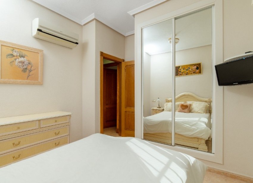 Reventa - Villa - Torrevieja - Los Altos