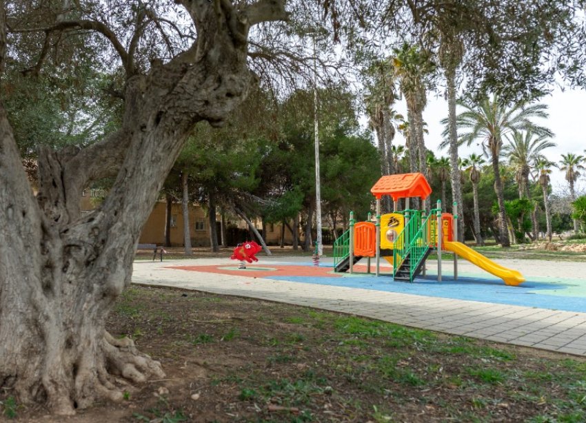 Reventa - Villa - Torrevieja - Los Altos