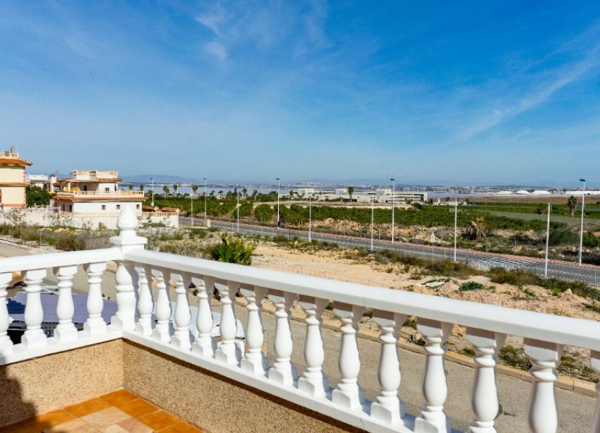 Reventa - Villa - Torrevieja - Los Altos