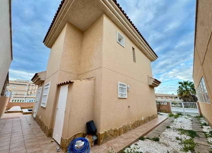 Reventa - Villa - Torrevieja - Los Balcones - Los Altos del Edén