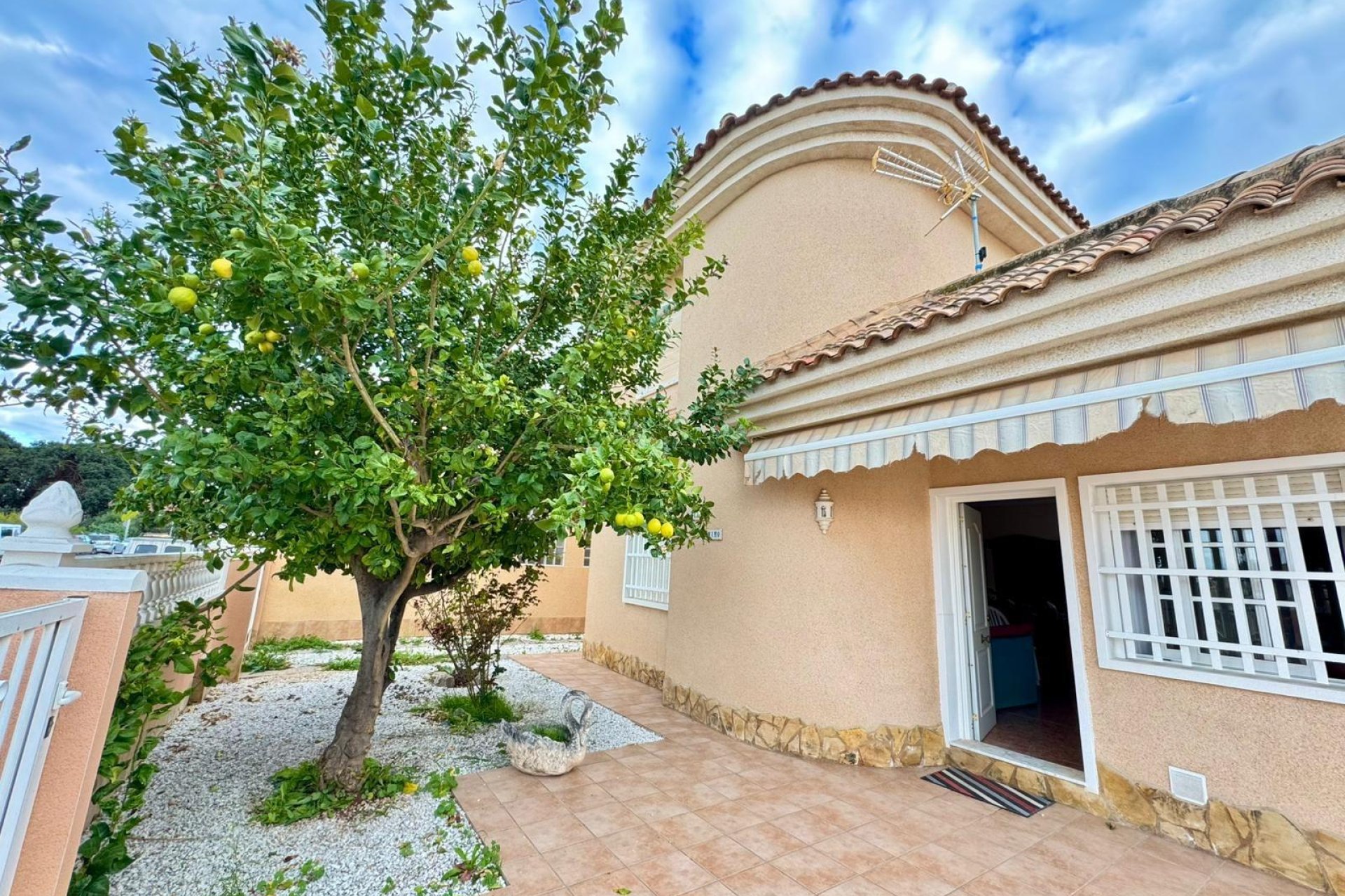 Reventa - Villa - Torrevieja - Los Balcones - Los Altos del Edén