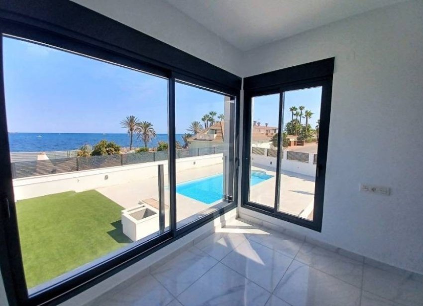 Reventa - Villa - Torrevieja - Los Balcones