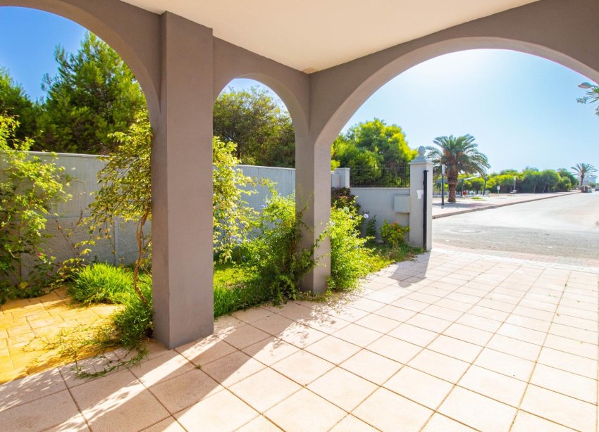 Reventa - Villa - Torrevieja - Los balcones