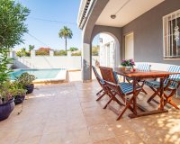 Reventa - Villa - Torrevieja - Los balcones