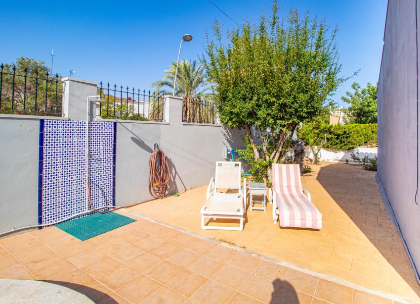 Reventa - Villa - Torrevieja - Los balcones