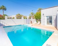 Reventa - Villa - Torrevieja - Los balcones