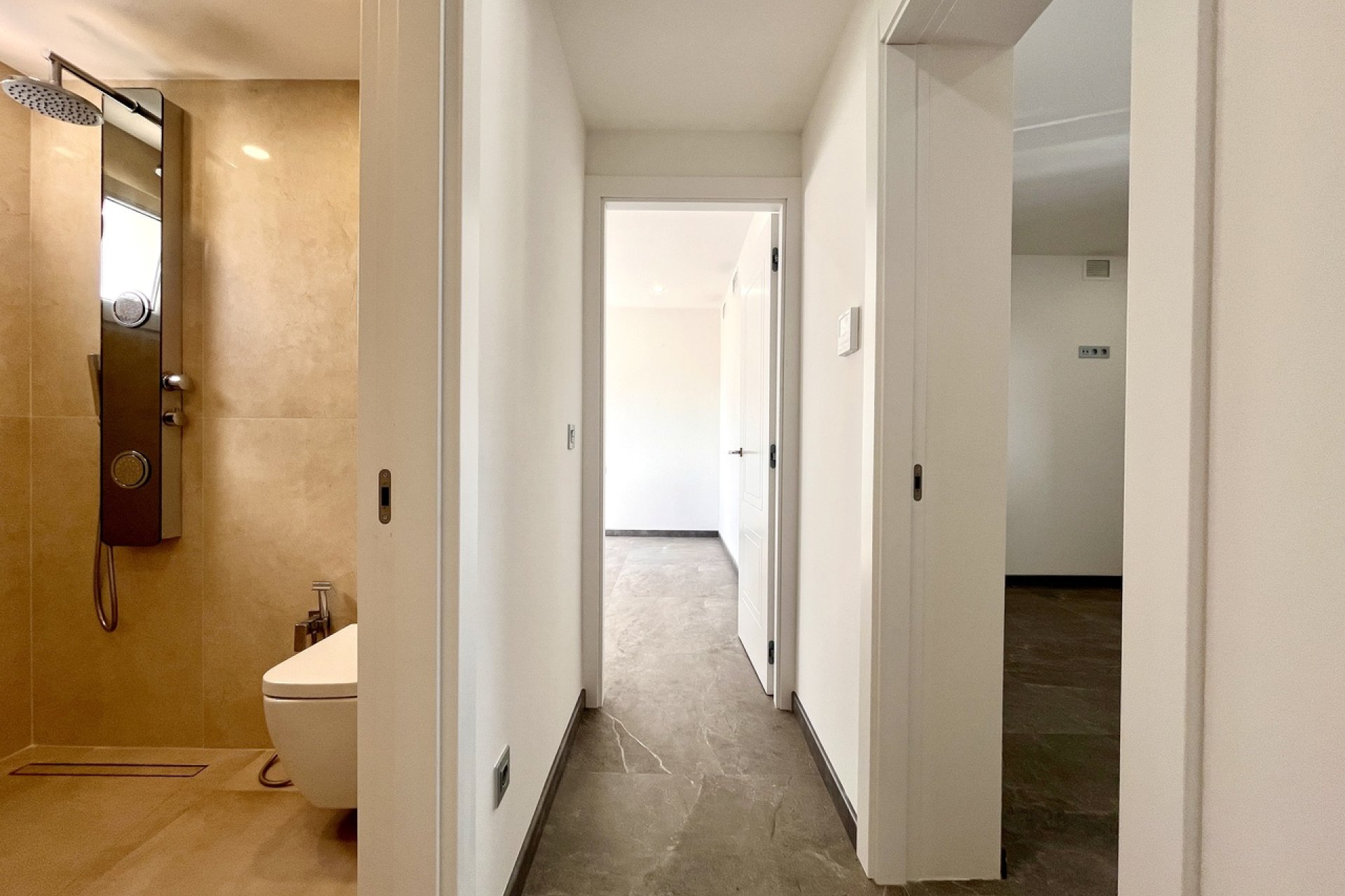 Reventa - Villa - Torrevieja - Los Balcones