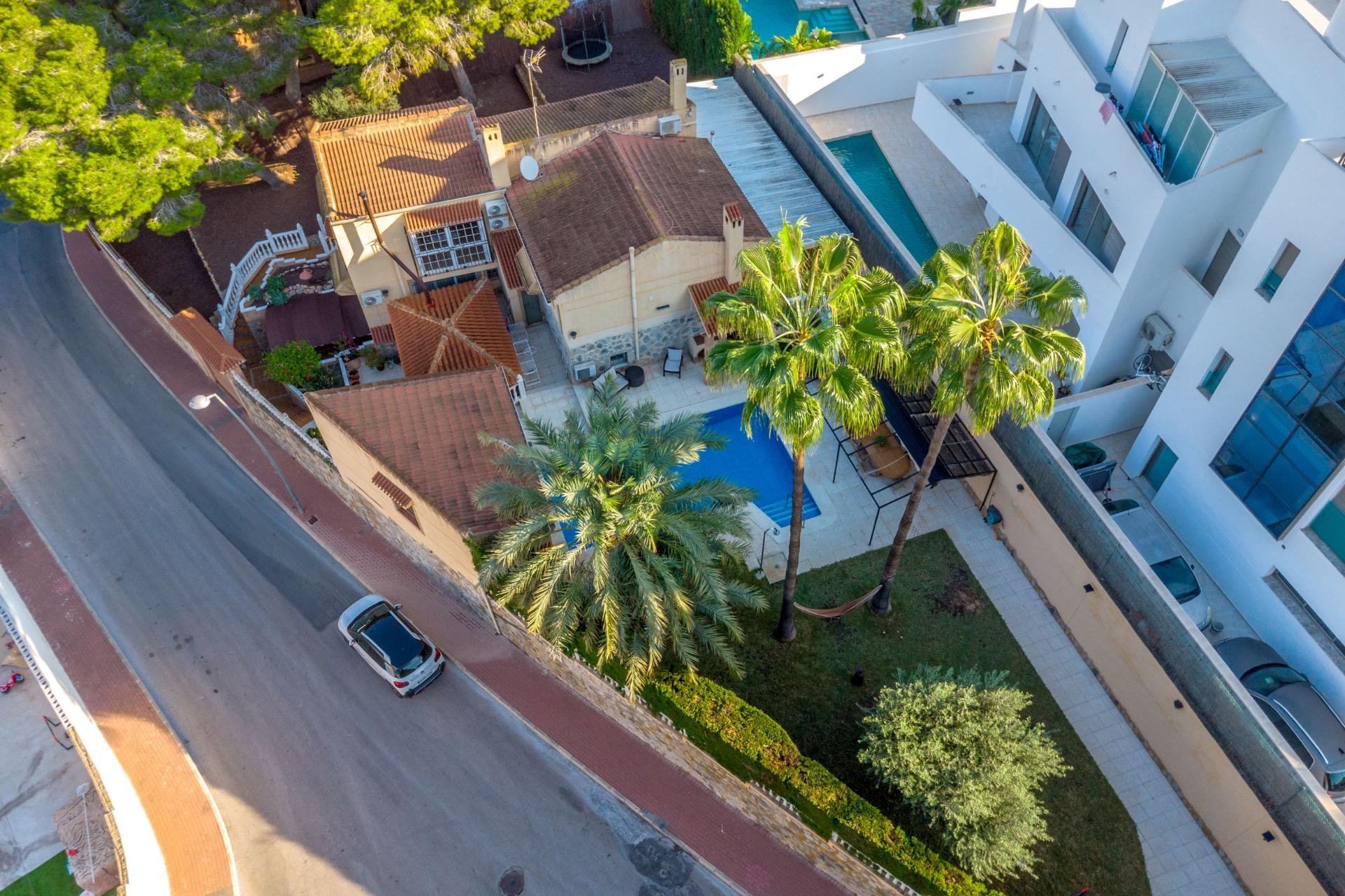 Reventa - Villa - Torrevieja - Los balcones