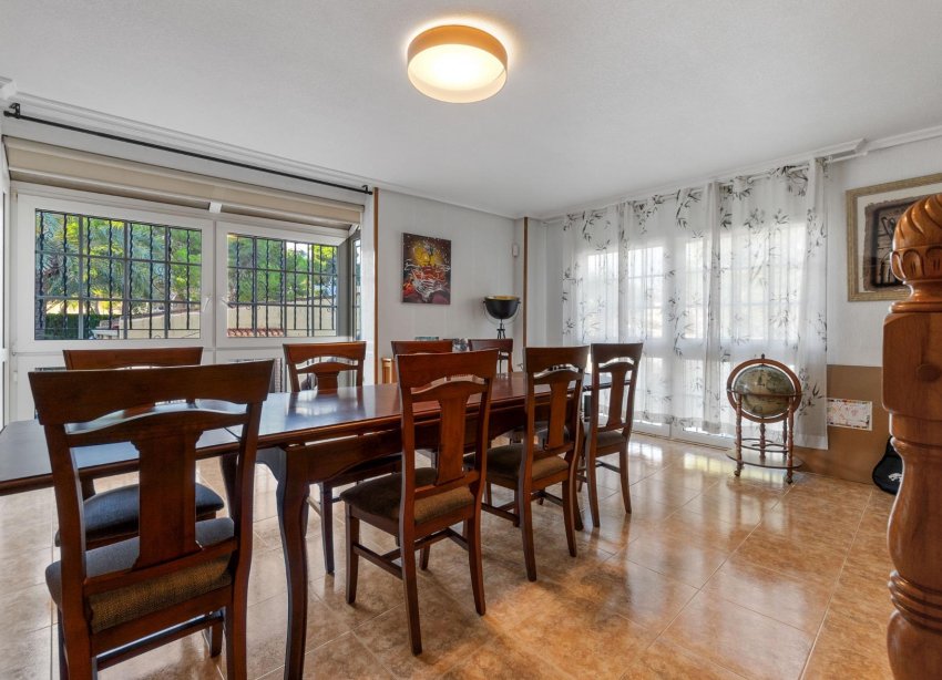 Reventa - Villa - Torrevieja - Los balcones