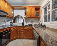 Reventa - Villa - Torrevieja - Los balcones