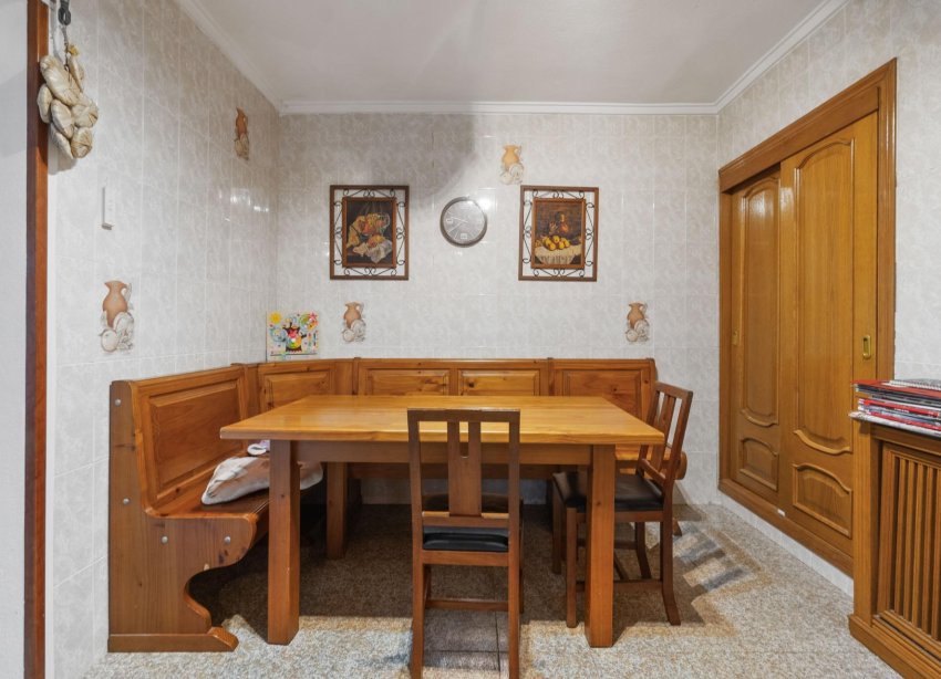 Reventa - Villa - Torrevieja - Los balcones