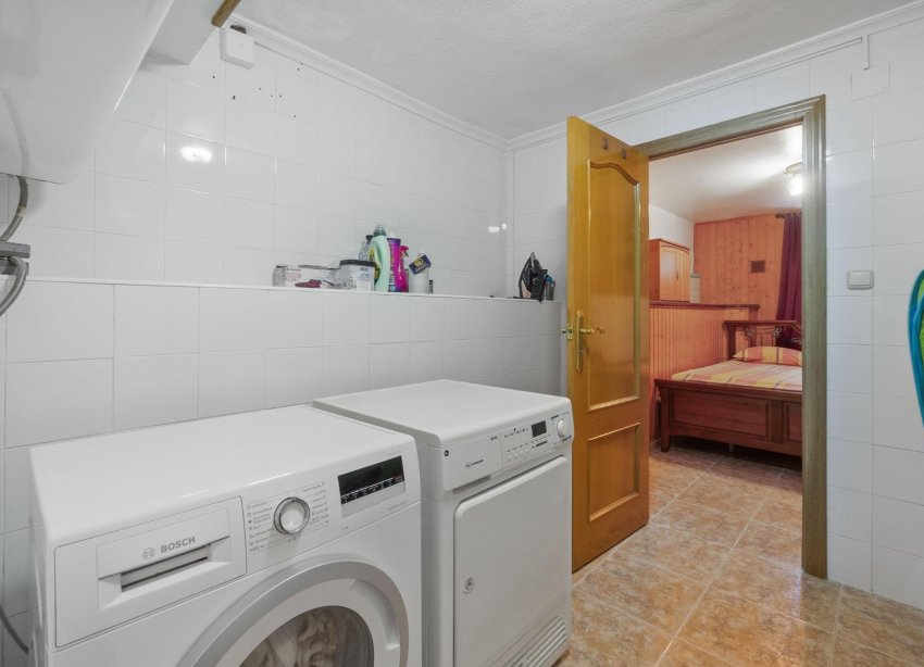 Reventa - Villa - Torrevieja - Los balcones