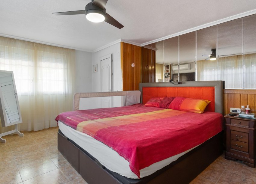 Reventa - Villa - Torrevieja - Los balcones