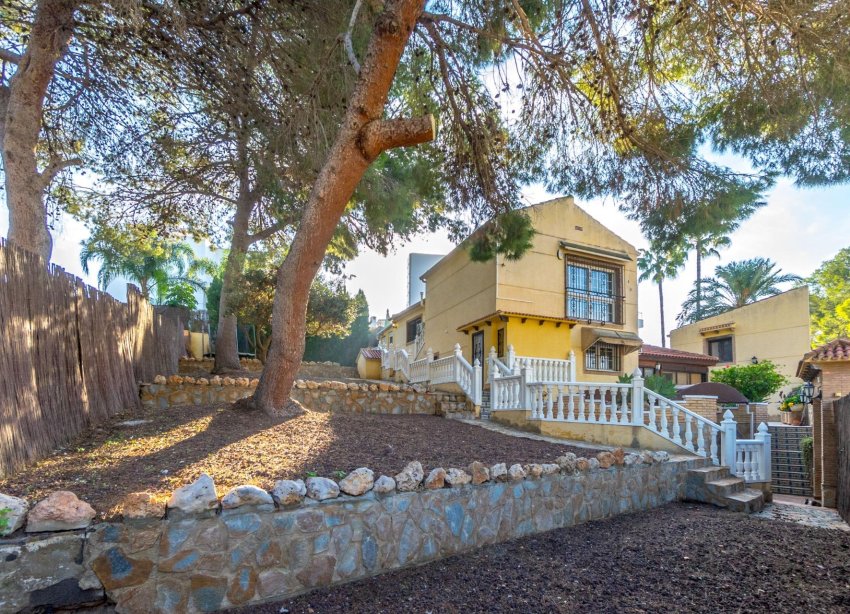 Reventa - Villa - Torrevieja - Los balcones