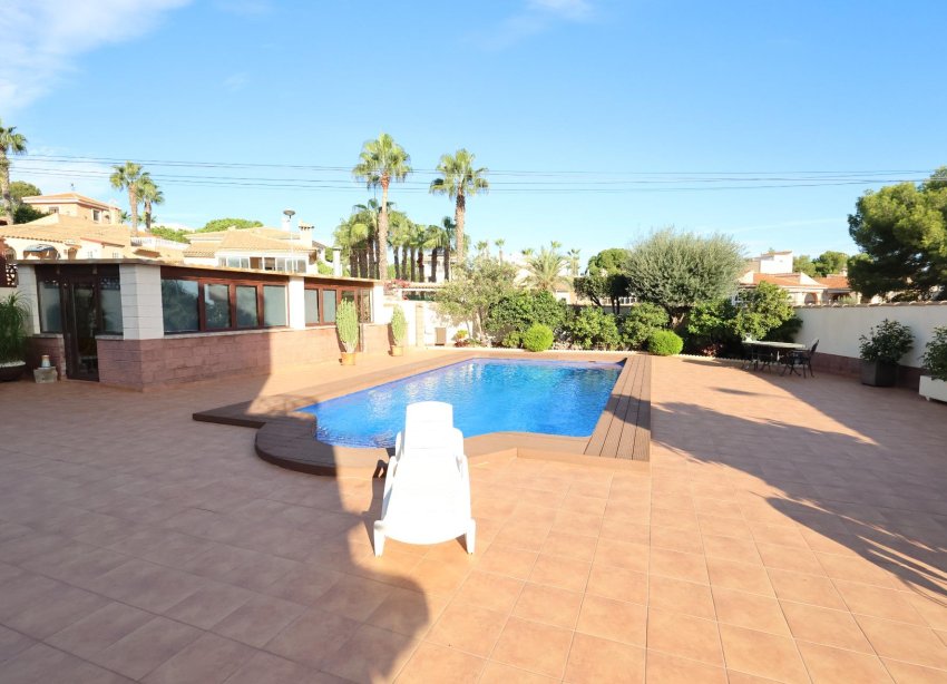 Reventa - Villa - Torrevieja - Los Balcones